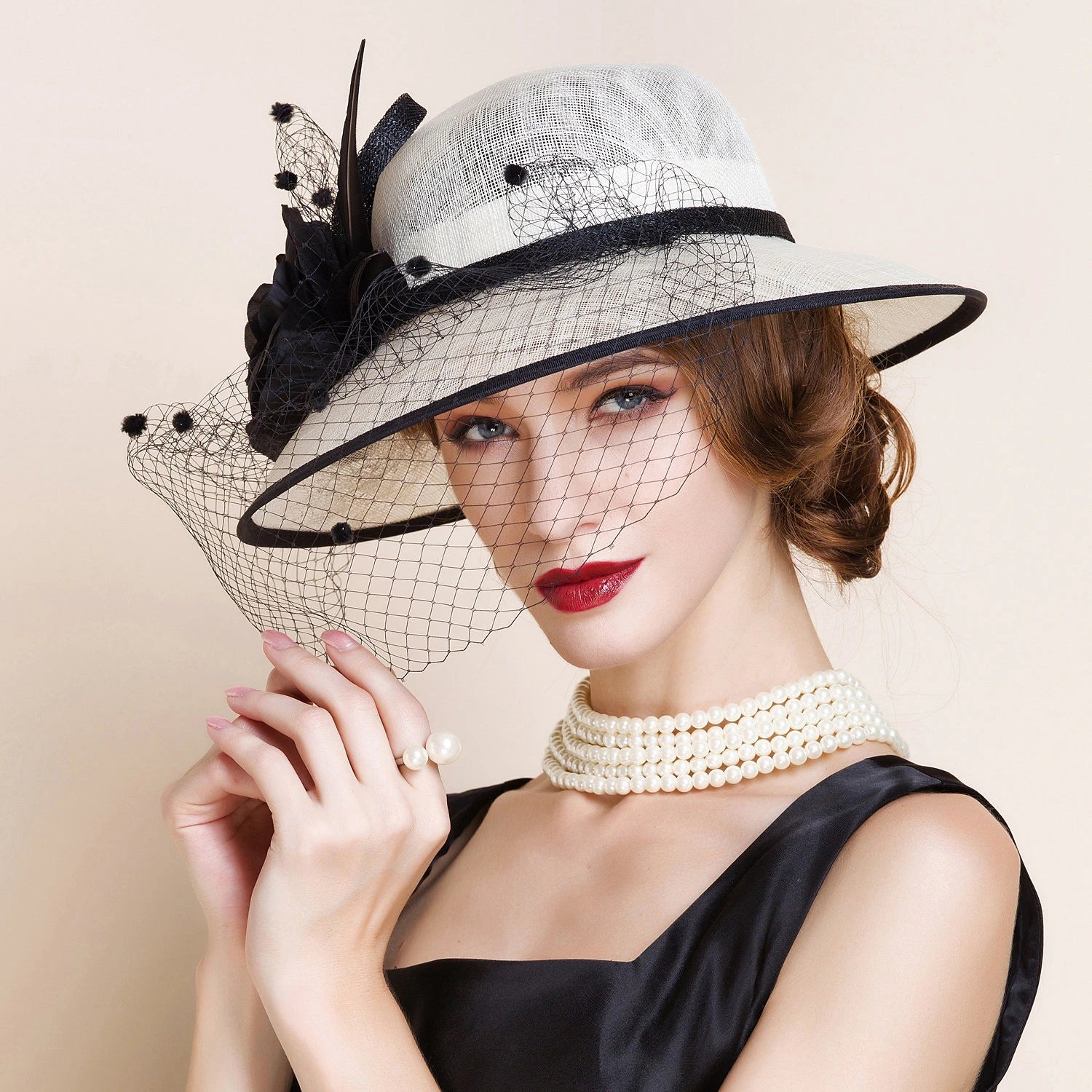 Wholesale Artistic / Retro Elegant Sinamay / Abaca Fascinators / Hats with Feather / Flower / Tulle 1PC Fall Wedding / Party / Evening / Melbourne Cup Headpiece
